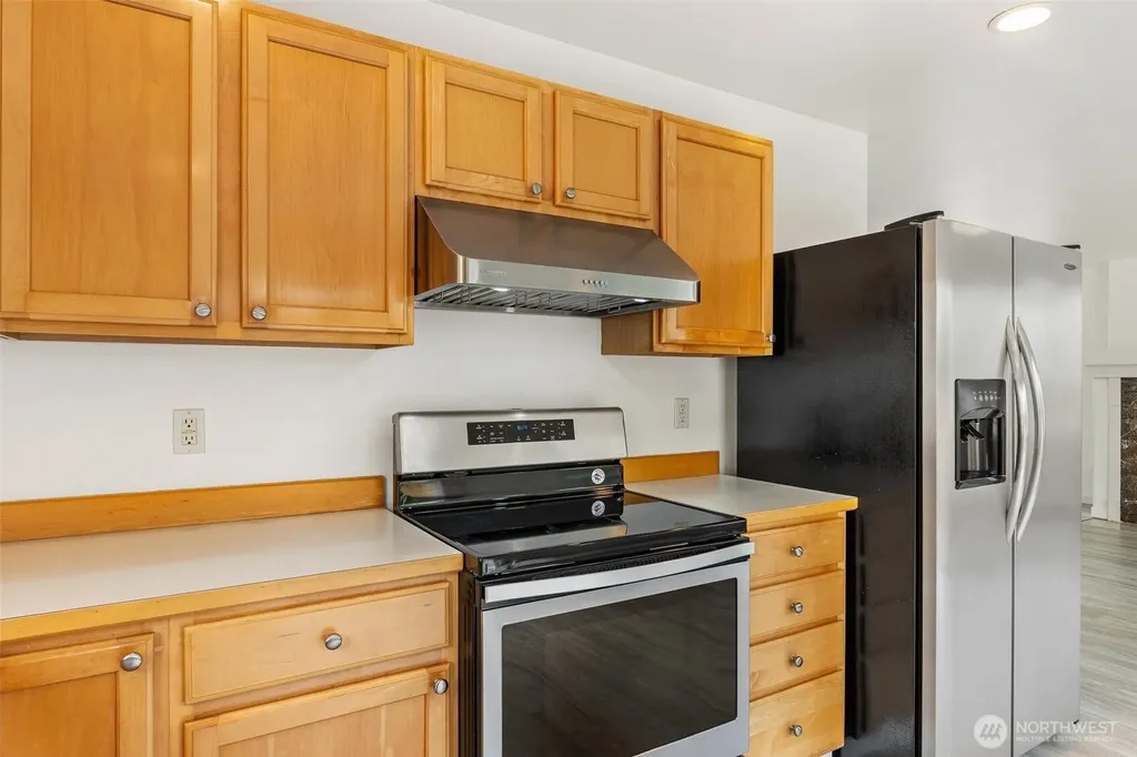 110 Ferndale Avenue SE Renton WA 98056