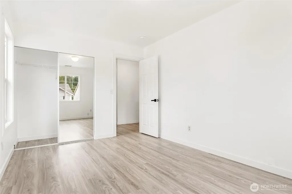 110 Ferndale Avenue SE Renton WA 98056