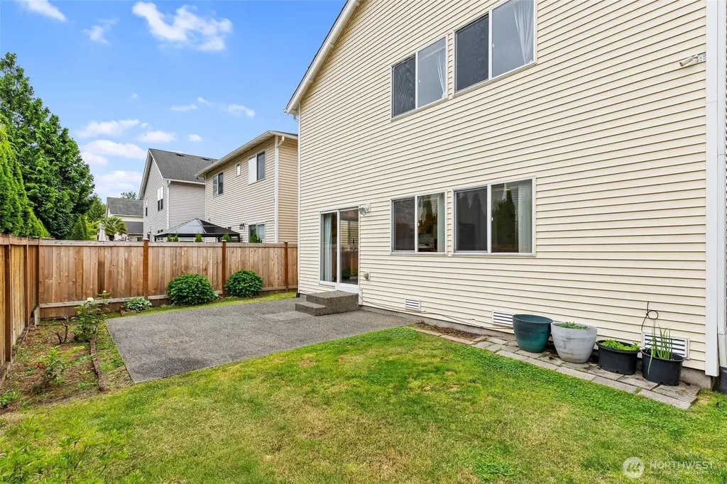 110 Ferndale Avenue SE Renton WA 98056