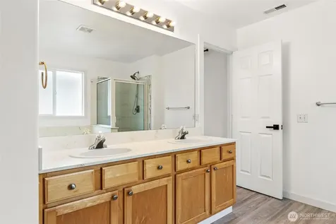 110 Ferndale Avenue SE Renton WA 98056