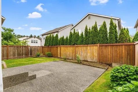 110 Ferndale Avenue SE Renton WA 98056