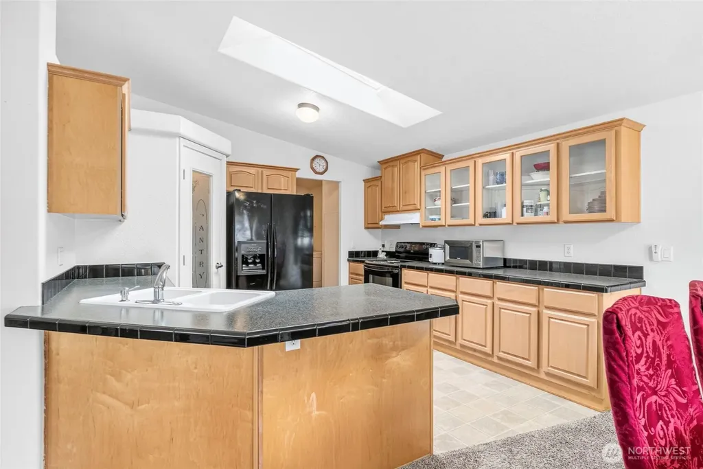 5400 Meeker Kalama WA 98625