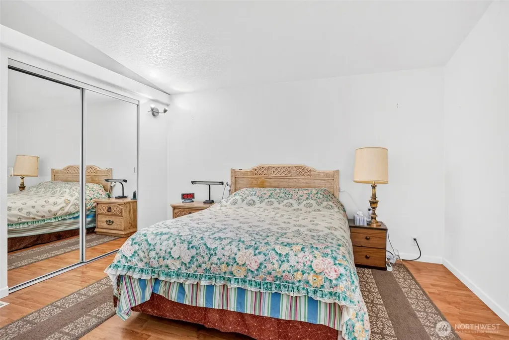 5400 Meeker Kalama WA 98625