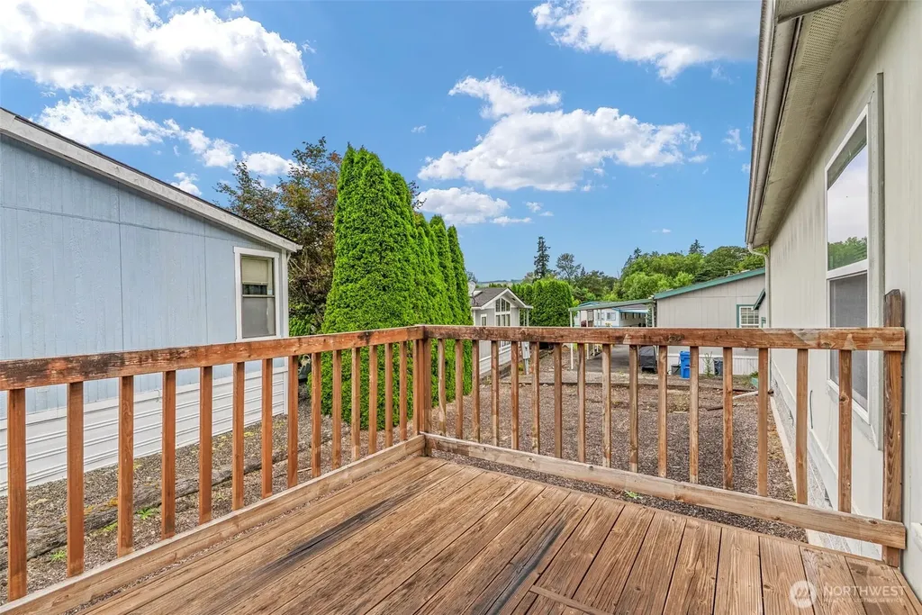 5400 Meeker Kalama WA 98625