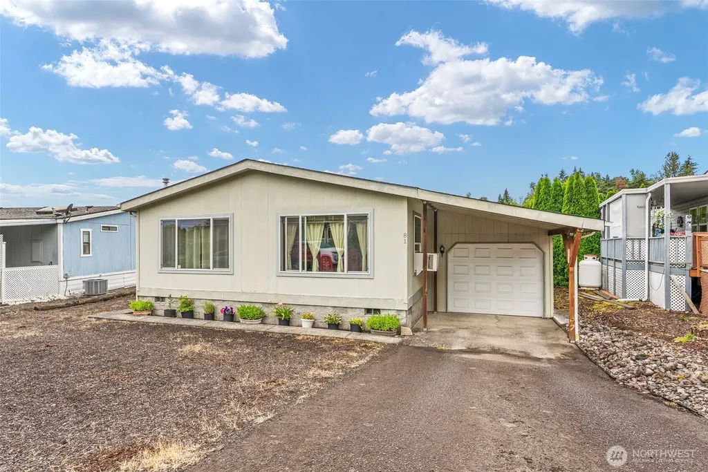 5400 Meeker Kalama WA 98625