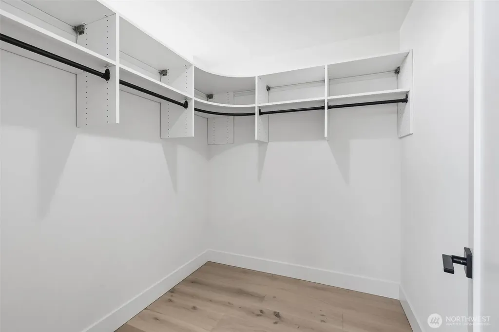 2016 Fairview Avenue E Seattle WA 98102