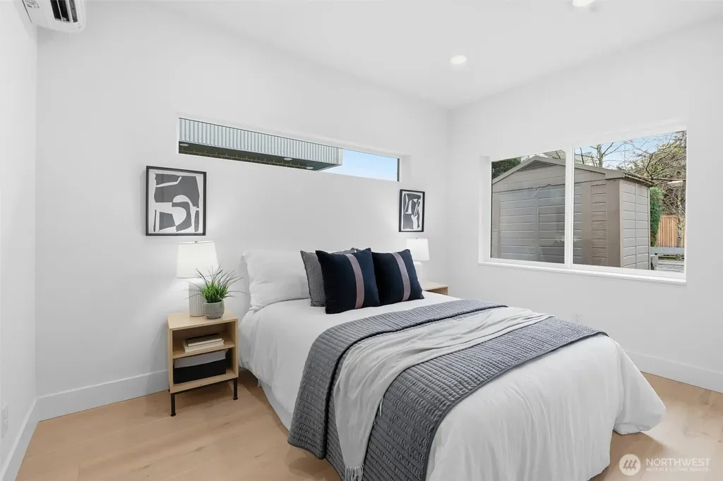 2016 Fairview Avenue E Seattle WA 98102