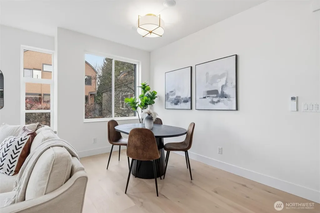 2016 Fairview Avenue E Seattle WA 98102