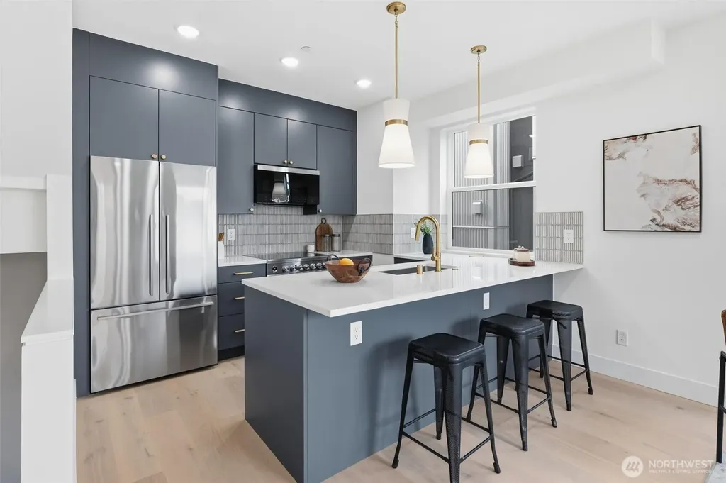 2016 Fairview Avenue E Seattle WA 98102