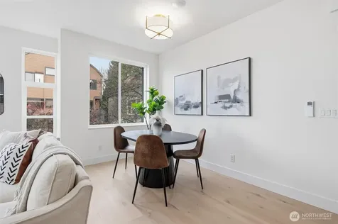 2016 Fairview Avenue E Seattle WA 98102