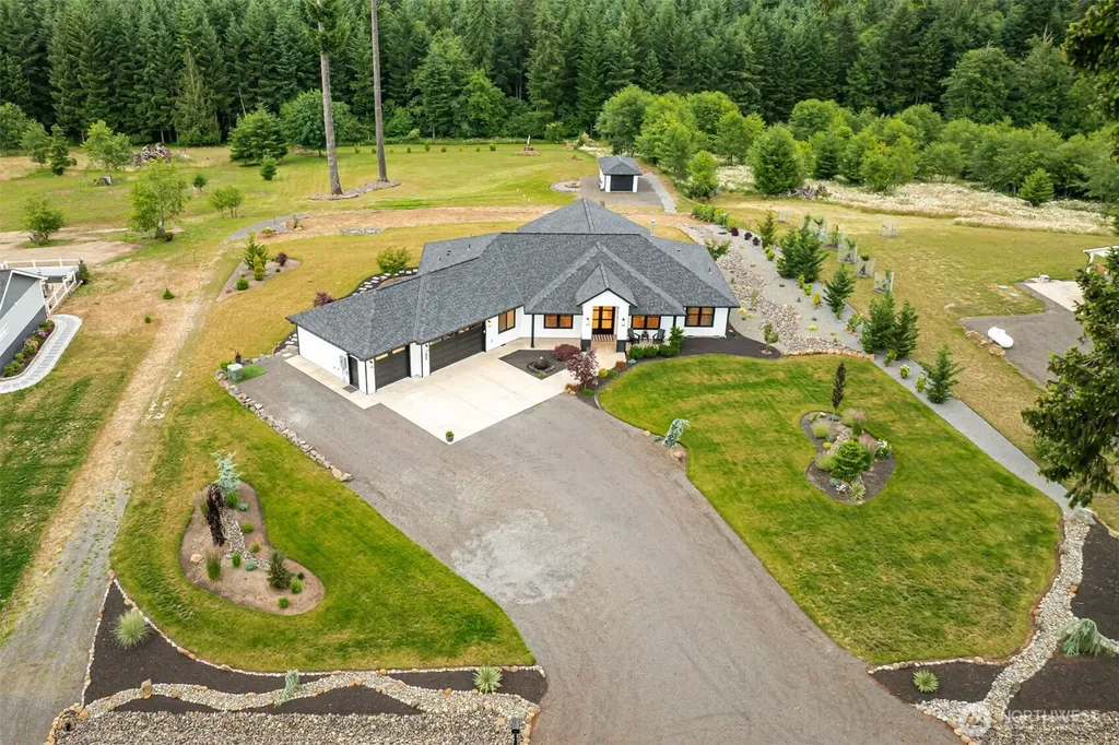 260 Bullhead Drive Castle Rock WA 98611