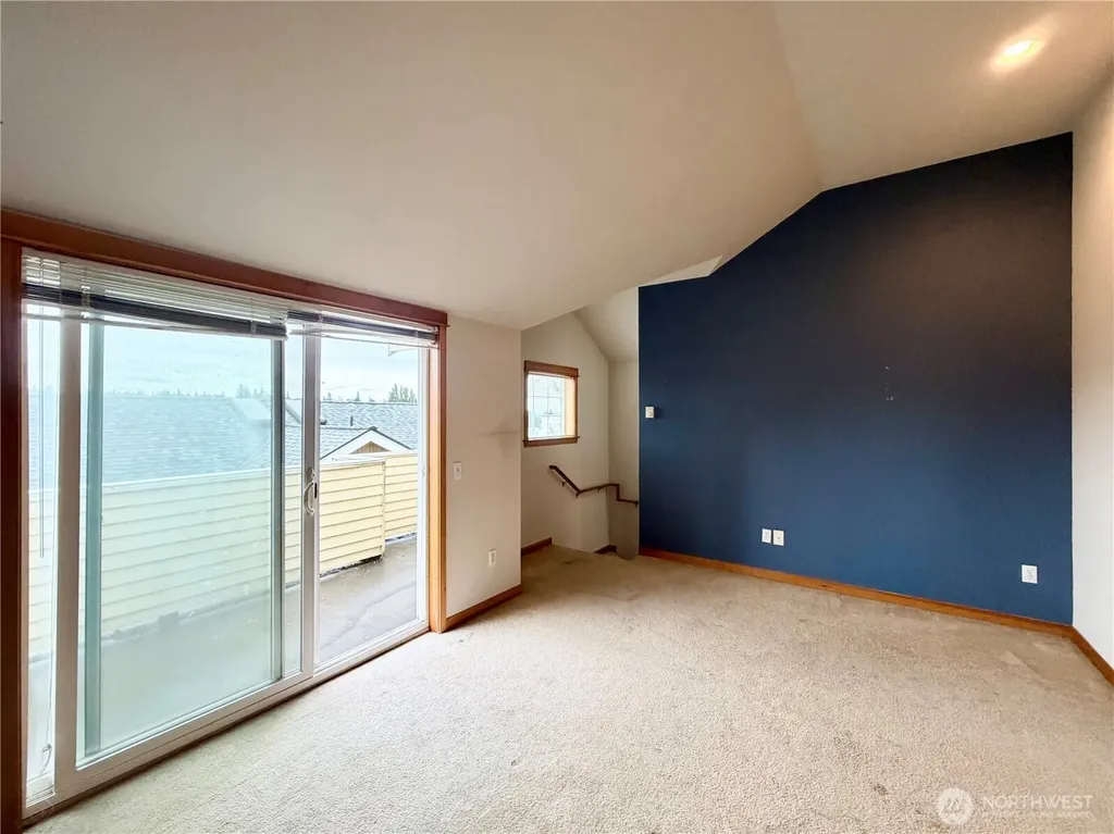 9216 Stone Ave N Seattle WA 98103