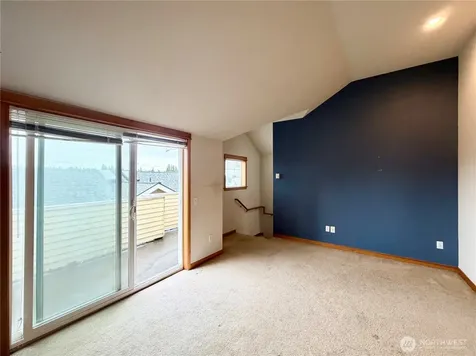 9216 Stone Ave N Seattle WA 98103