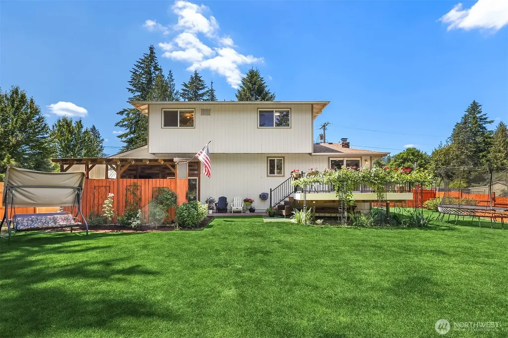 29052 229th Avenue SE Black Diamond WA 98010