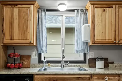 7386 Yellow Fin Court Blaine WA 98230