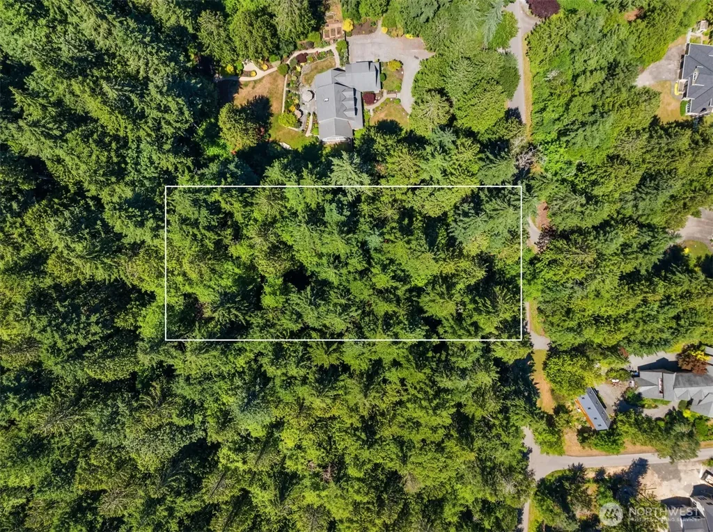 0 El Cimo Lane NE Bainbridge Island WA 98110