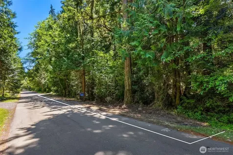 0 El Cimo Lane NE Bainbridge Island WA 98110