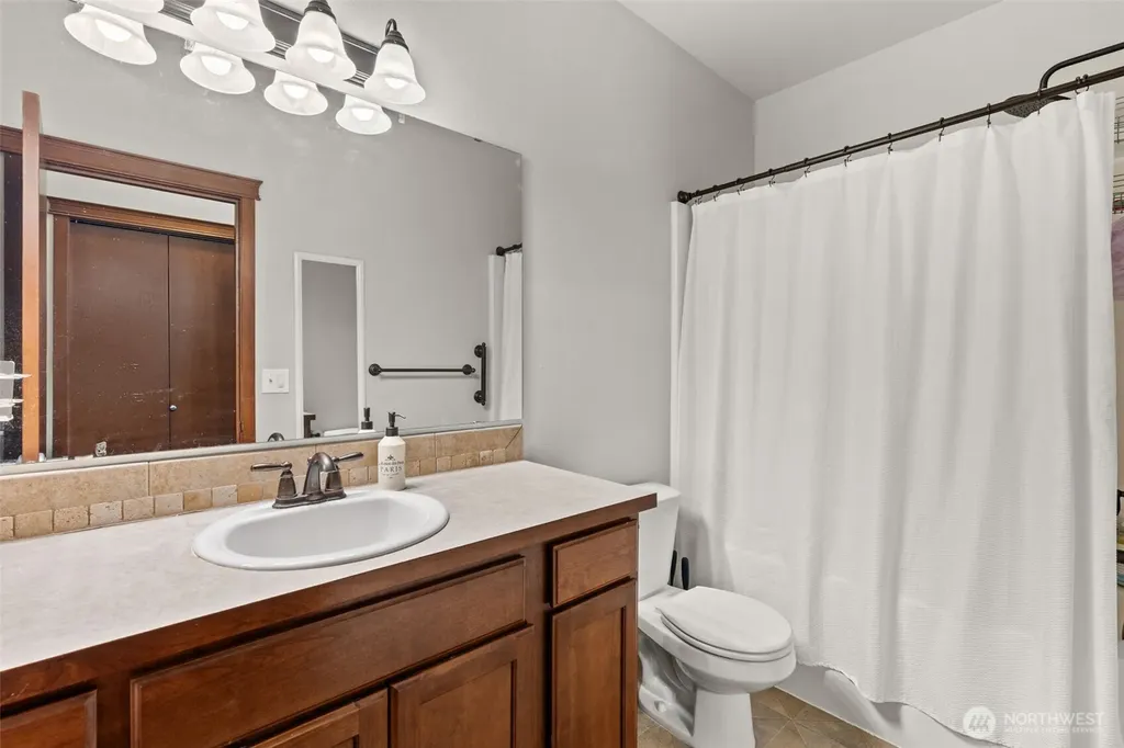 4708 Durham Street SE Lacey WA 98503