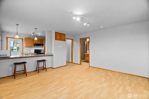 2025 5th Street SE Puyallup WA 98372