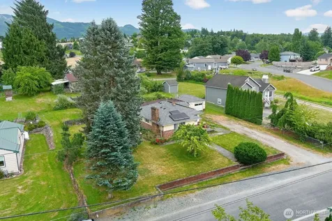 17027 Lake View Boulevard Mount Vernon WA 98274