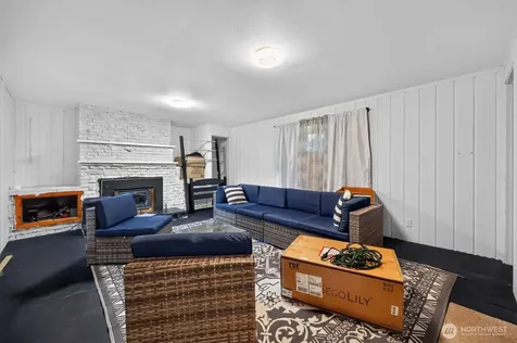 17027 Lake View Boulevard Mount Vernon WA 98274