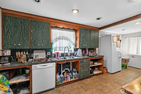 17027 Lake View Boulevard Mount Vernon WA 98274