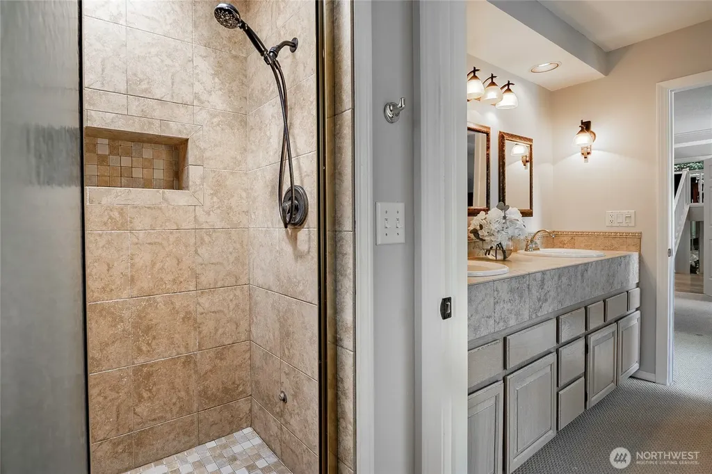 8850 Bald Eagle Drive Blaine WA 98230