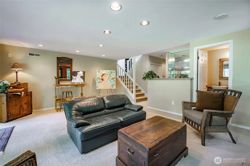 8850 Bald Eagle Drive Blaine WA 98230