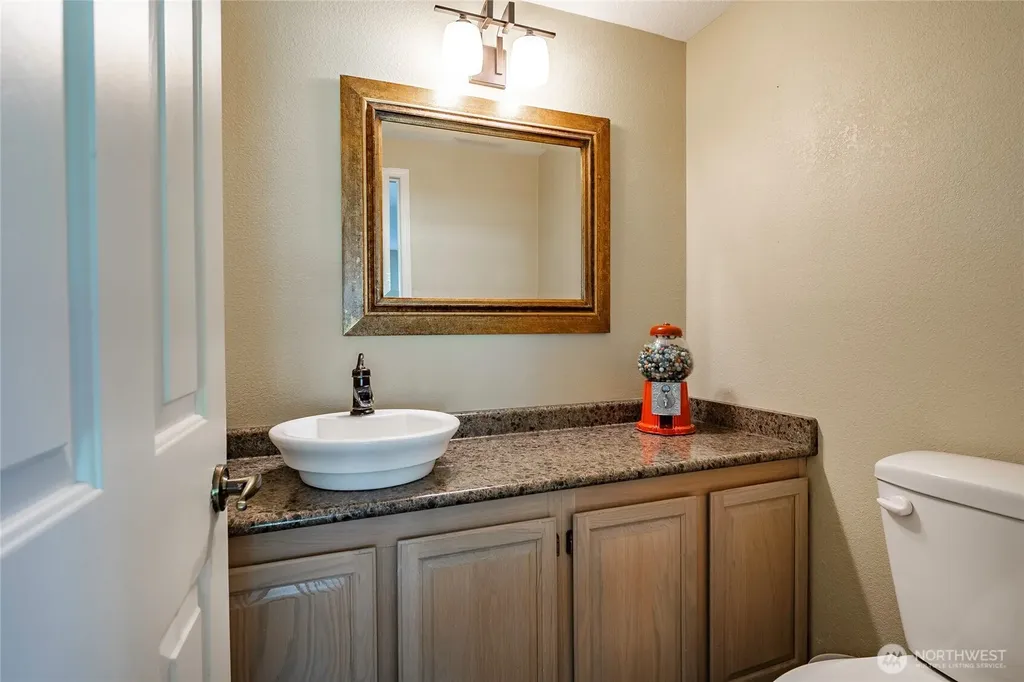 8850 Bald Eagle Drive Blaine WA 98230