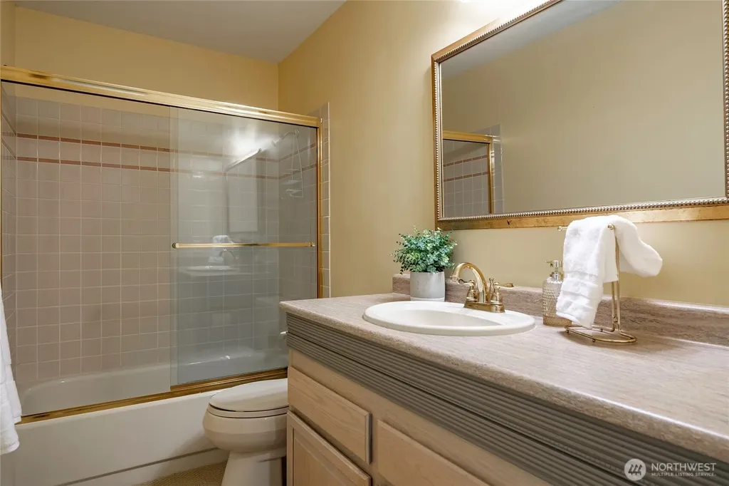 8850 Bald Eagle Drive Blaine WA 98230