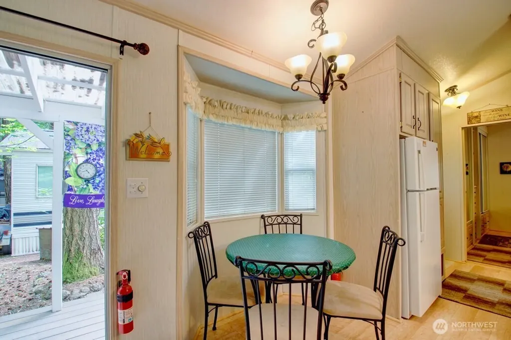 42 Riverside Drive Deming WA 98244