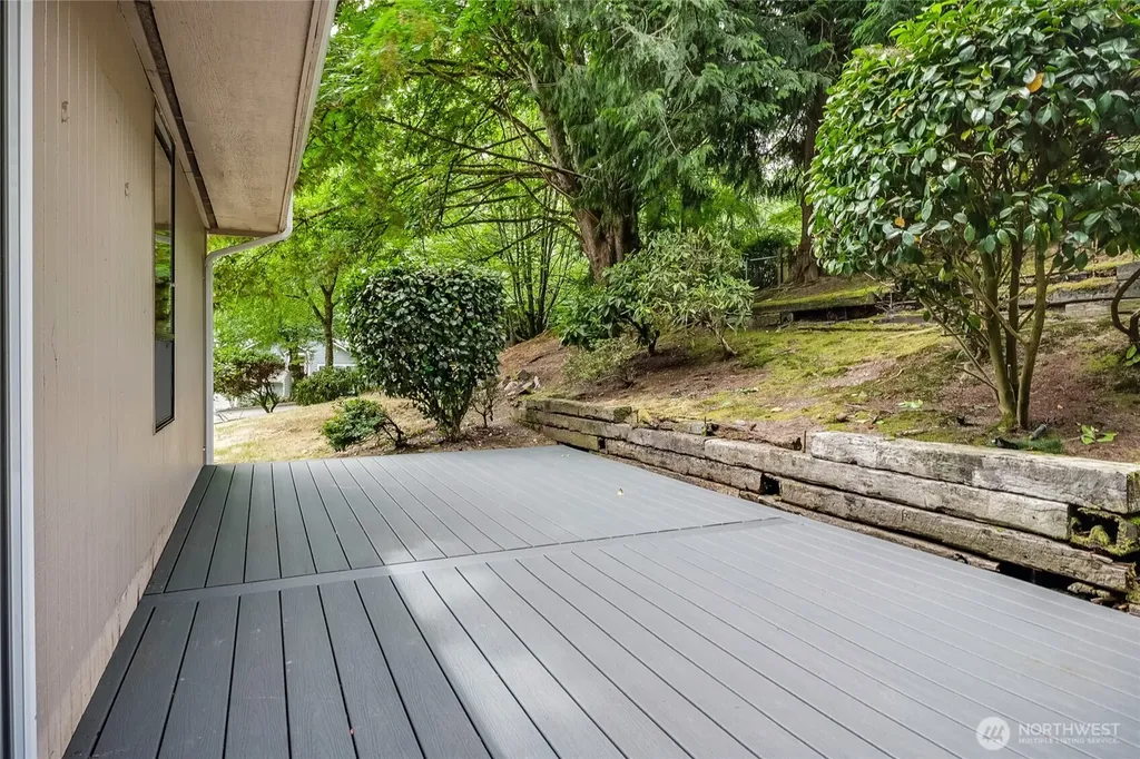 9810 116th Place NE Kirkland WA 98033