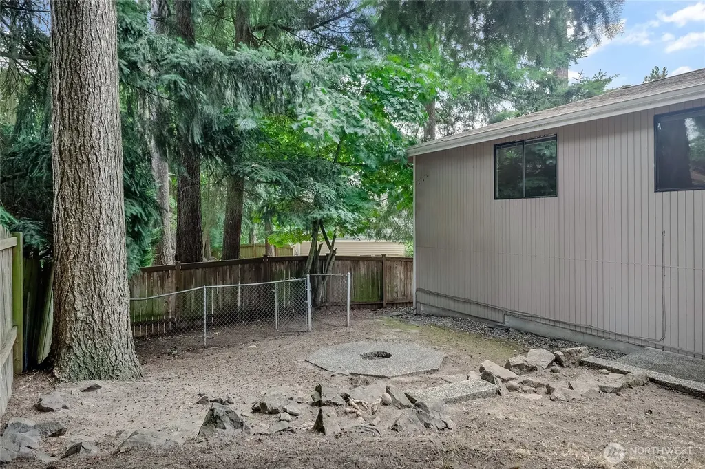 9810 116th Place NE Kirkland WA 98033