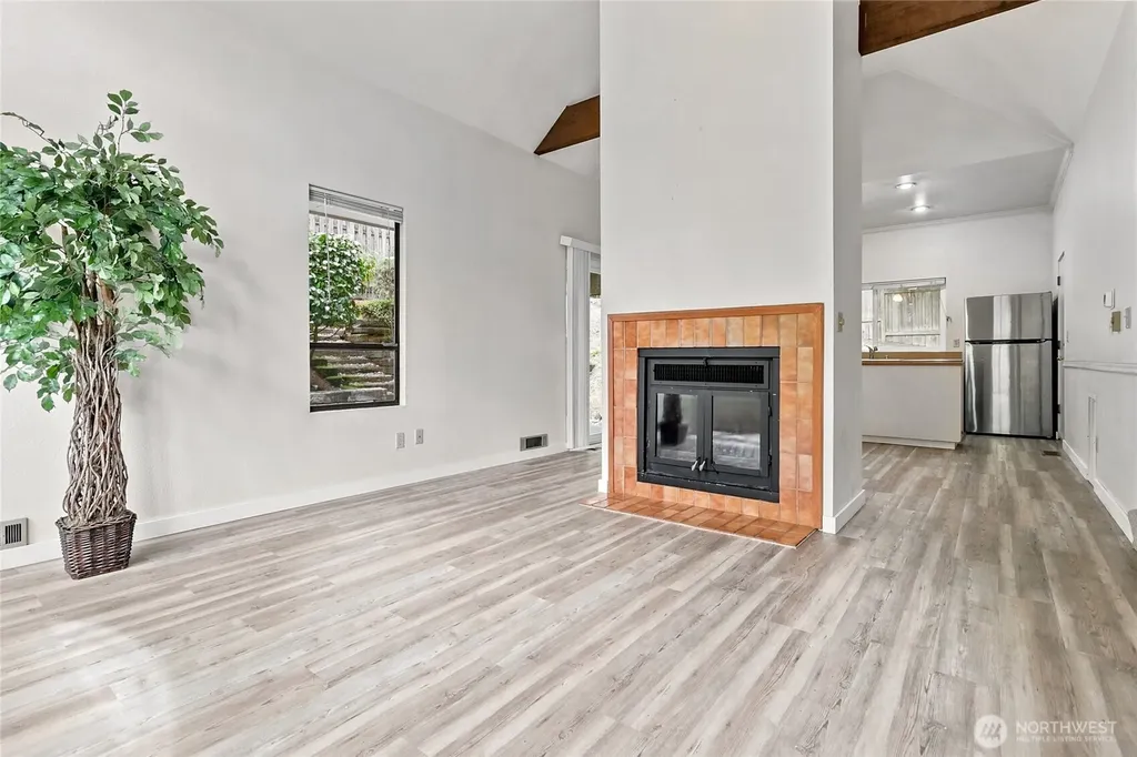 9810 116th Place NE Kirkland WA 98033