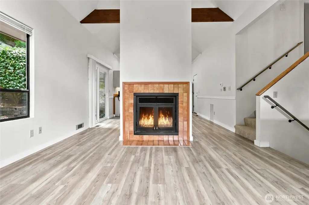 9810 116th Place NE Kirkland WA 98033