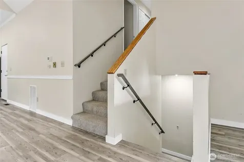 9810 116th Place NE Kirkland WA 98033