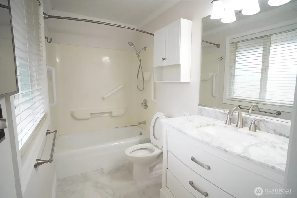 2750 SW 312th Place Federal Way WA 98023