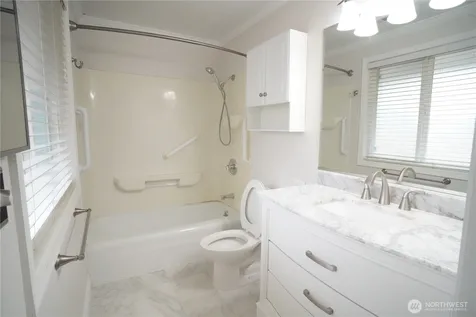 2750 SW 312th Place Federal Way WA 98023