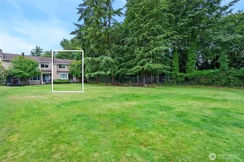 23815 12th Place S Des Moines WA 98198