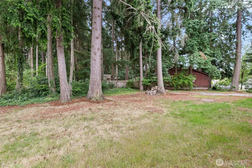 711 Galloway Street Steilacoom WA 98388