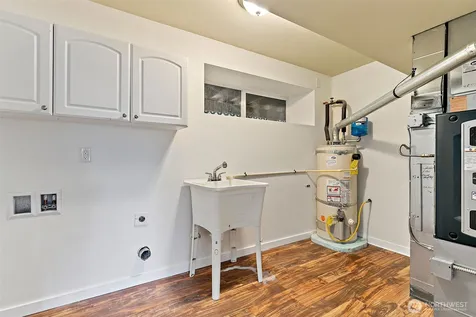 711 Galloway Street Steilacoom WA 98388