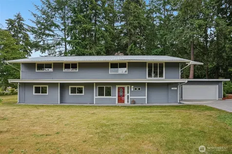711 Galloway Street Steilacoom WA 98388