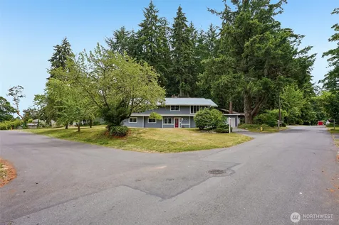 711 Galloway Street Steilacoom WA 98388