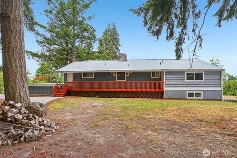 711 Galloway Street Steilacoom WA 98388