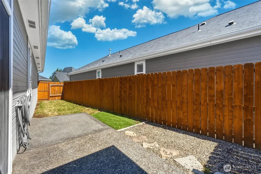 875 SE Creekside Drive College Place WA 99324