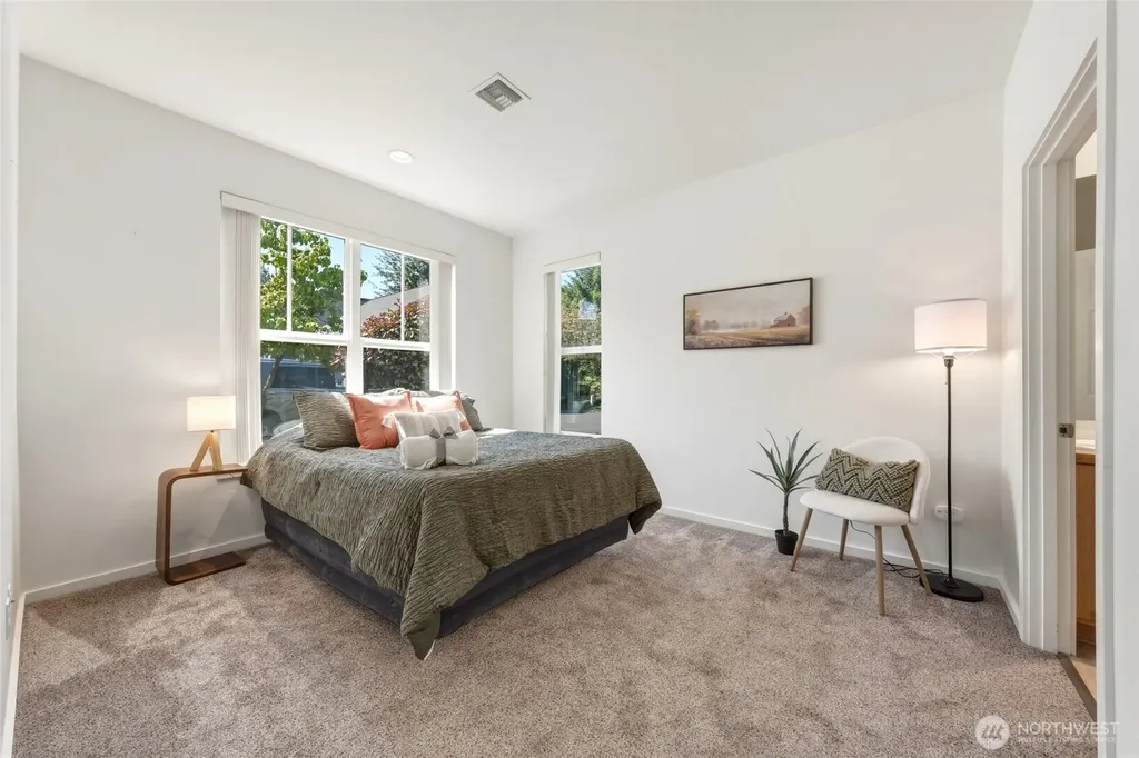 875 SE Creekside Drive College Place WA 99324