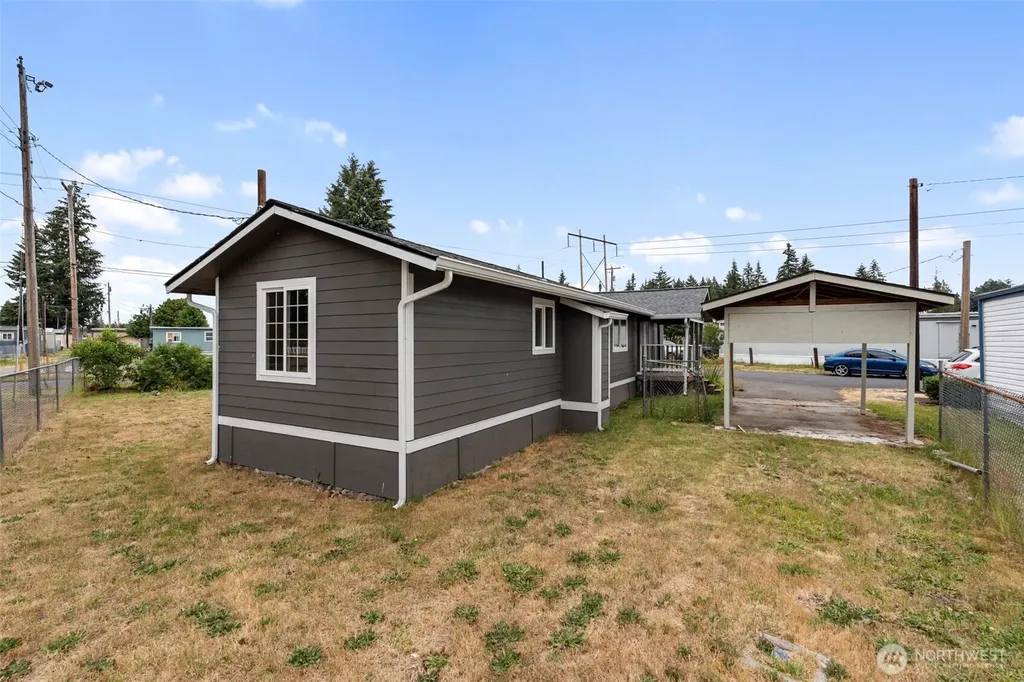 6411 201st Avenue SW Centralia WA 98531