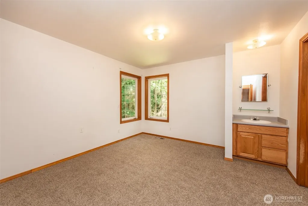 102 New Haven Lane Port Angeles WA 98362