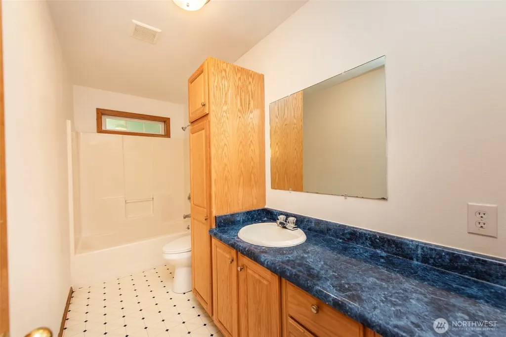 102 New Haven Lane Port Angeles WA 98362