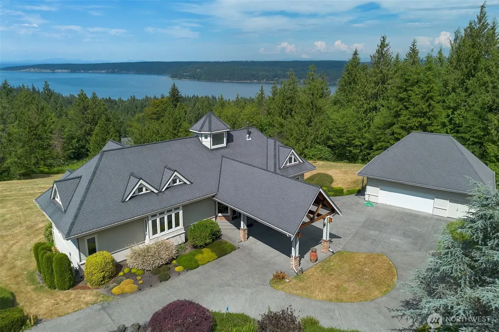 982 Weston Parkway Sequim WA 98382